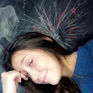 Meet your Posher, Avery